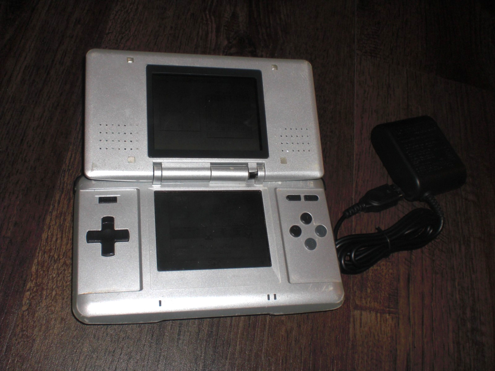 Nintendo DS Original Console System NTR-001 Fat + Charger DS GBA Games HINGE BRK