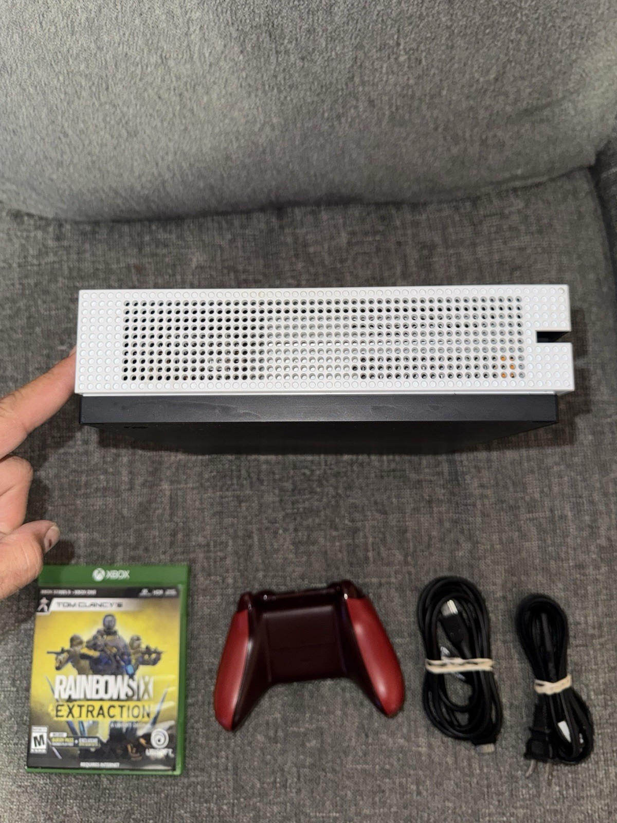 XBOX ONE + CONTROLLER + GAME + HDMI + POWER CORD CLEAN COLLECTORS FAST SHIP AAA+