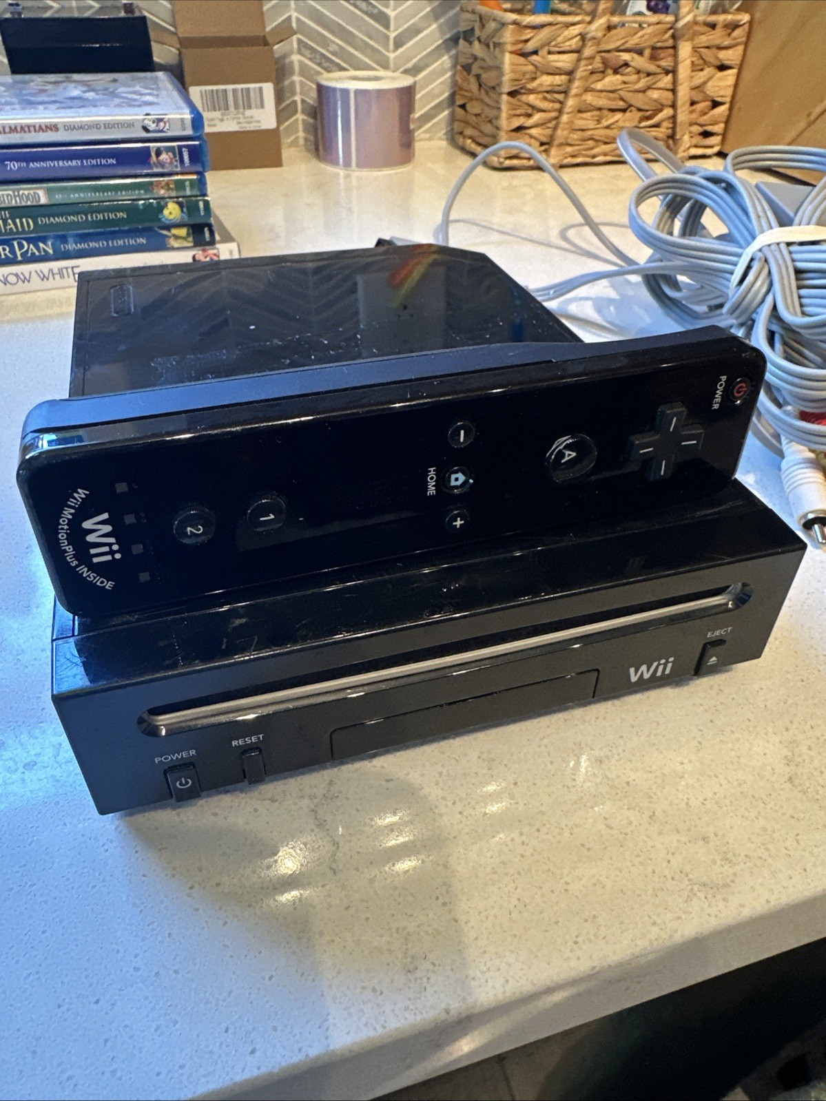 Nintendo Wii Console System, Black RVL-101 (USA) Console & Cords Tested Working