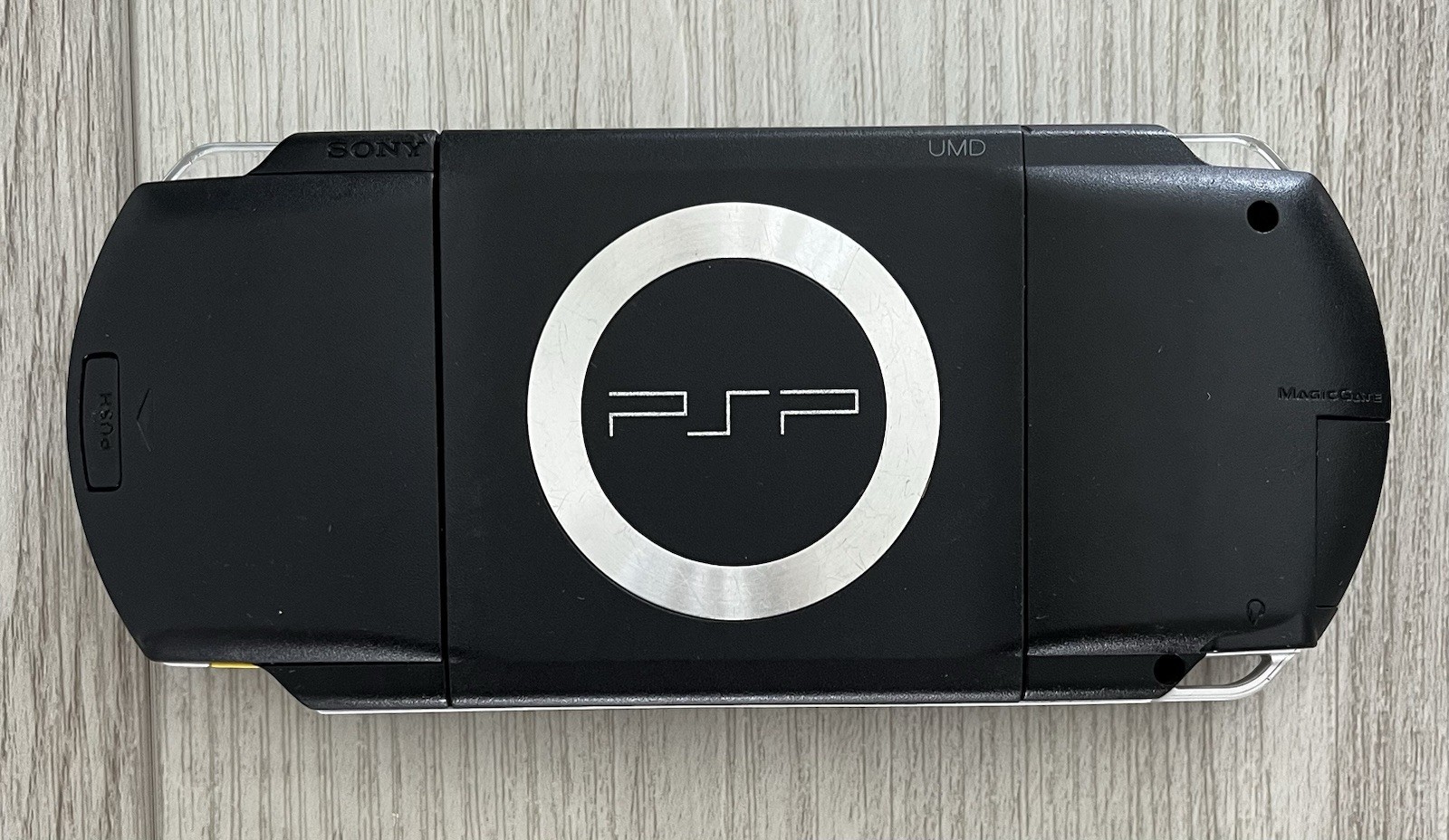 Sony PSP-1001 Handheld Console System Portable Does Not Read UMD