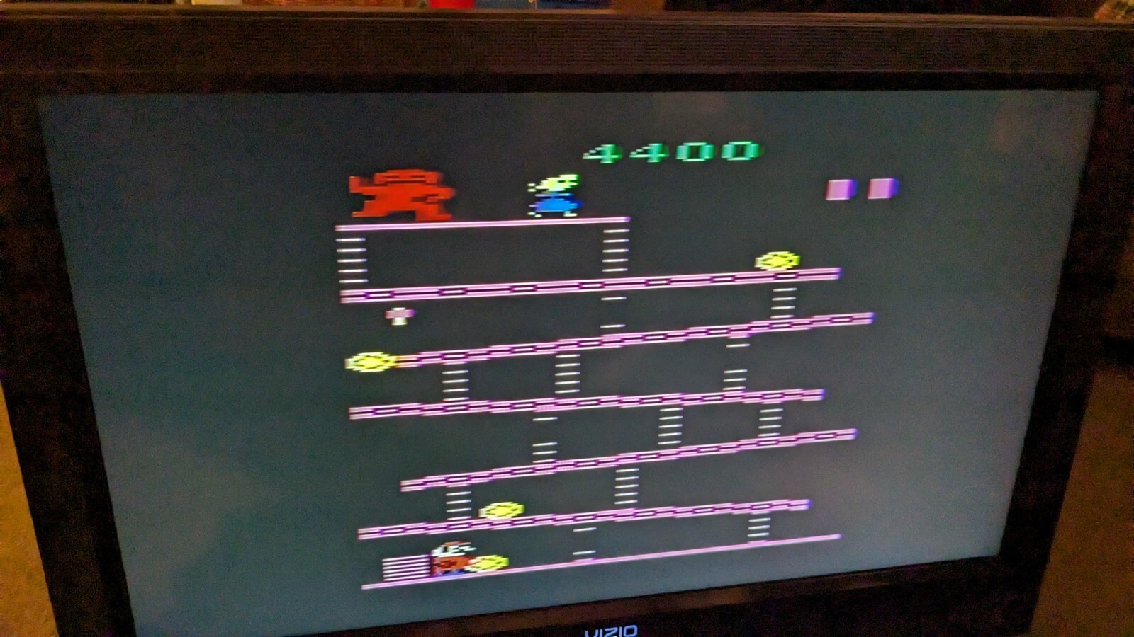 Atari 7800 system 20 Games,2 Controllers hook ups Tested to work Good condition