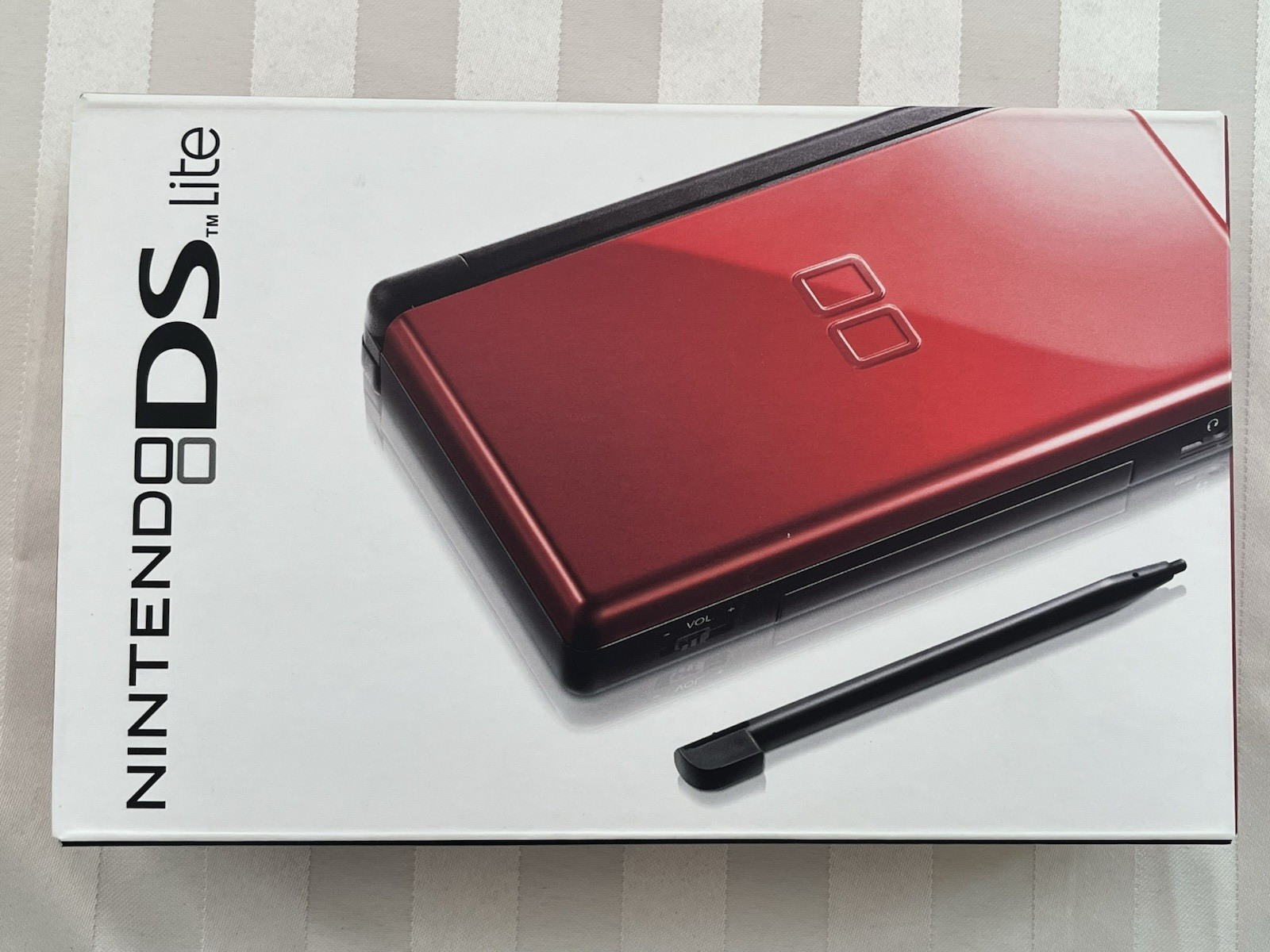 Nintendo DS Lite Crimson USG-001 Near-CIB Tested/Working – VERY NICE CONDITION!