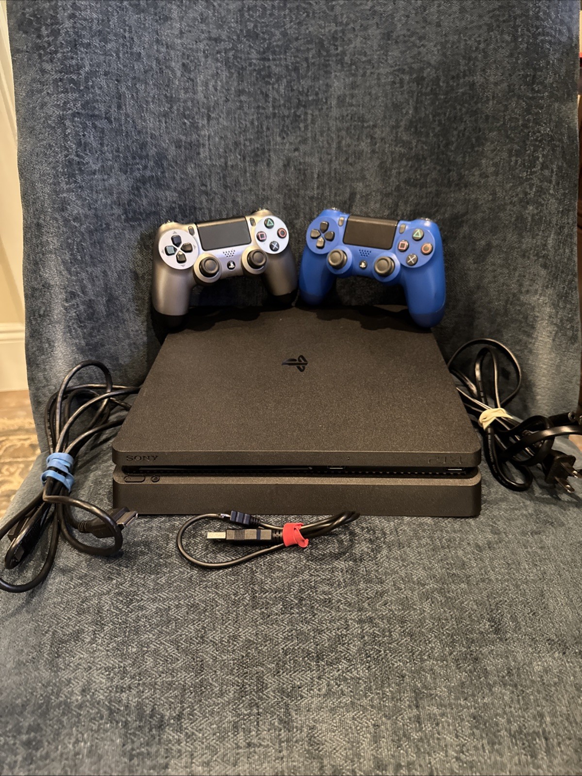 Sony PS4 Slim Bundle – 2 Wireless Controllers (Blue/Silver) Charger & Cables