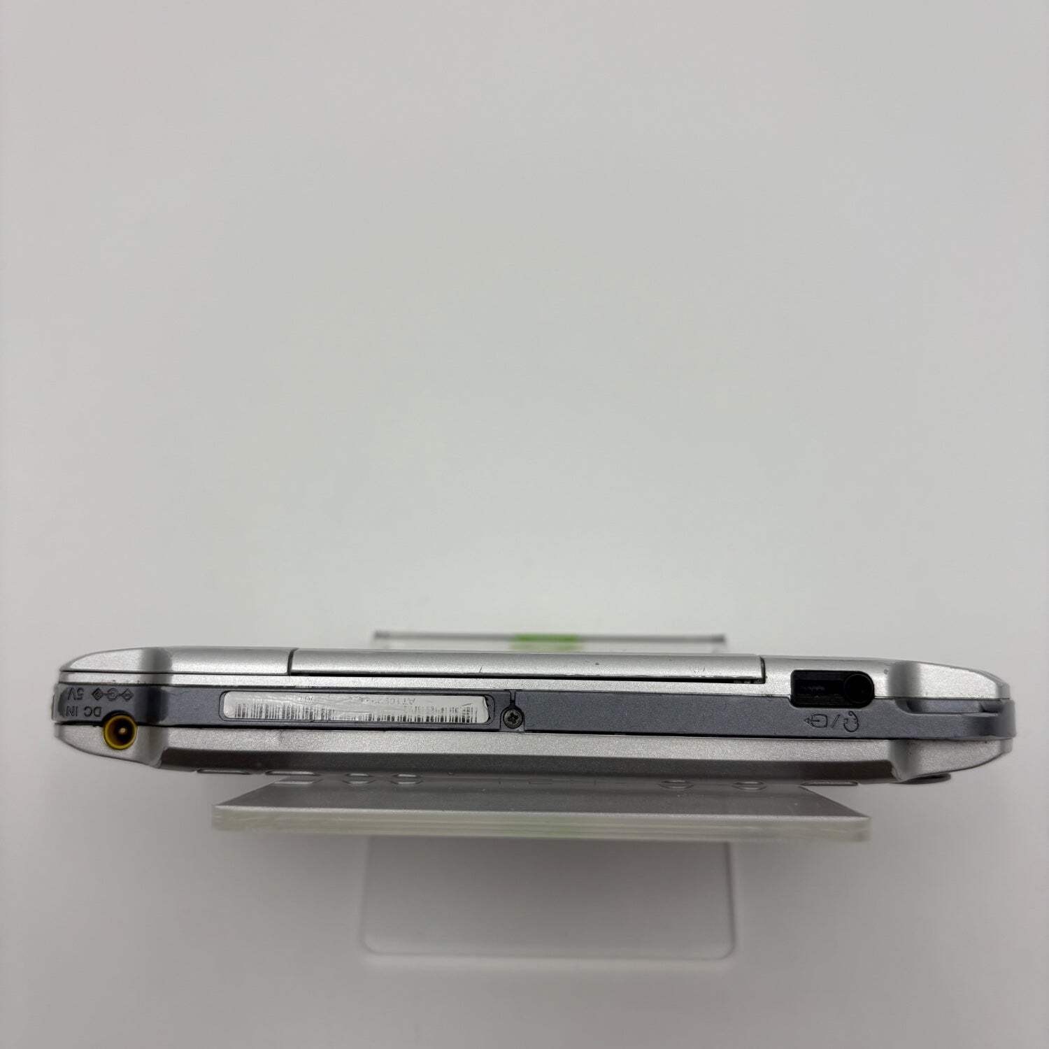Sony PlayStation Portable PSP PSP-3001 Mystic Silver