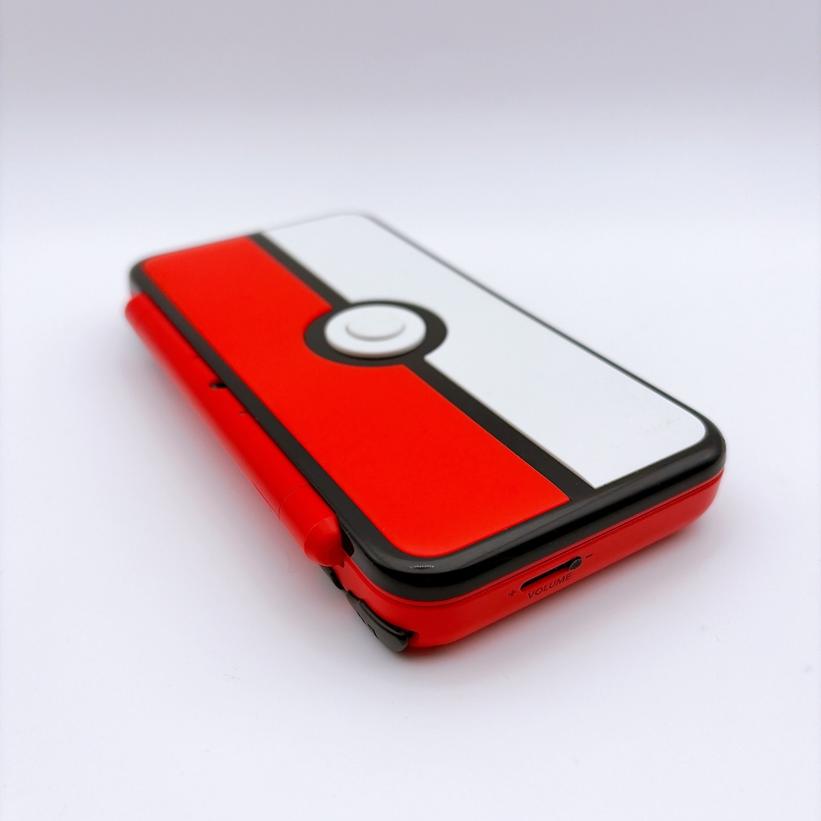 Nintendo new 2DS XL LL Pokemon Monster Ball Edition Red White Japan [Excellent]