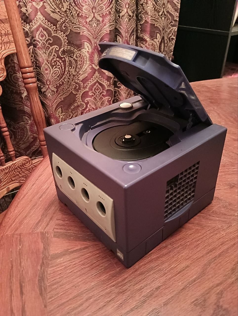 Nintendo GameCube Console Purple Bundle w/ 2 Controllers, Cables & Carry Case