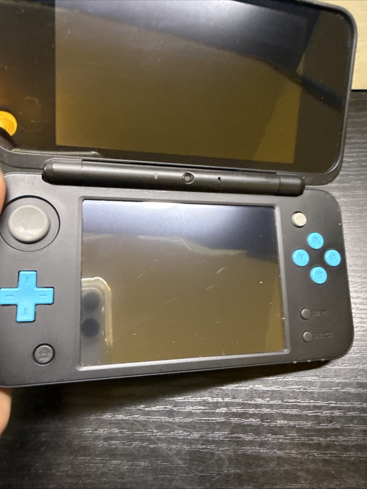 Nintendo 2DS XL Handheld 4GB – Blue And Black