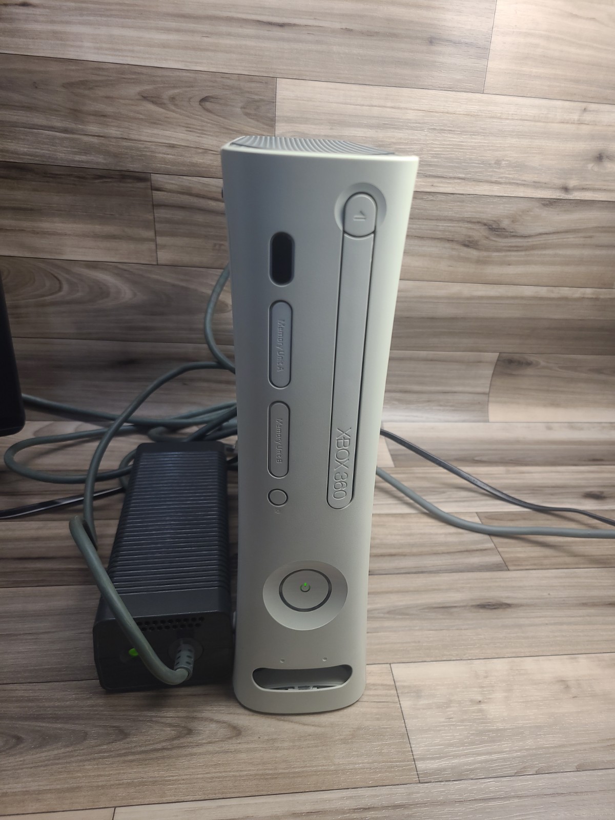 Microsoft Xbox 360 White Console Only – Working – W/ Power Supply And A/V Chord