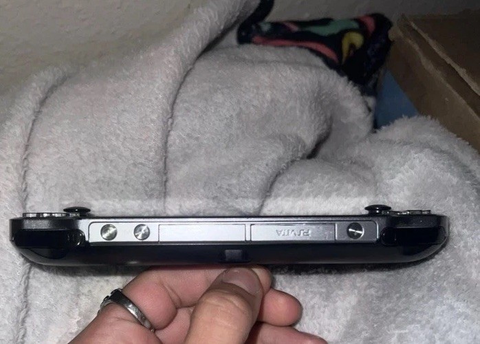 PS Vita PCH-1000 1100 Wi-Fi OLED (BLACK) w/Charger +SD2Vita + 256 GB MICRO SD.