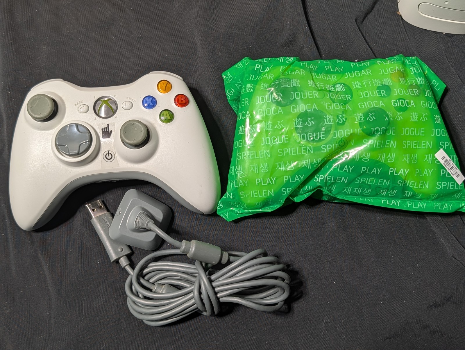 Xbox 360 Special Edition Final Fantasy XIII Console Bundle 250GB Near-Mint Set