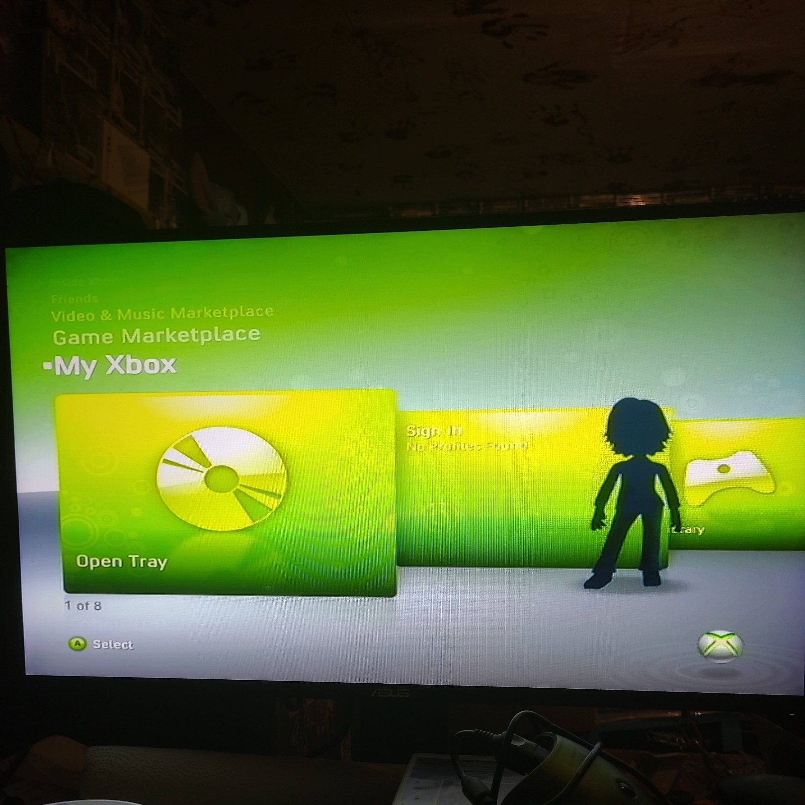 Xbox 360 Console NXE Dashboard (won’t read discs)