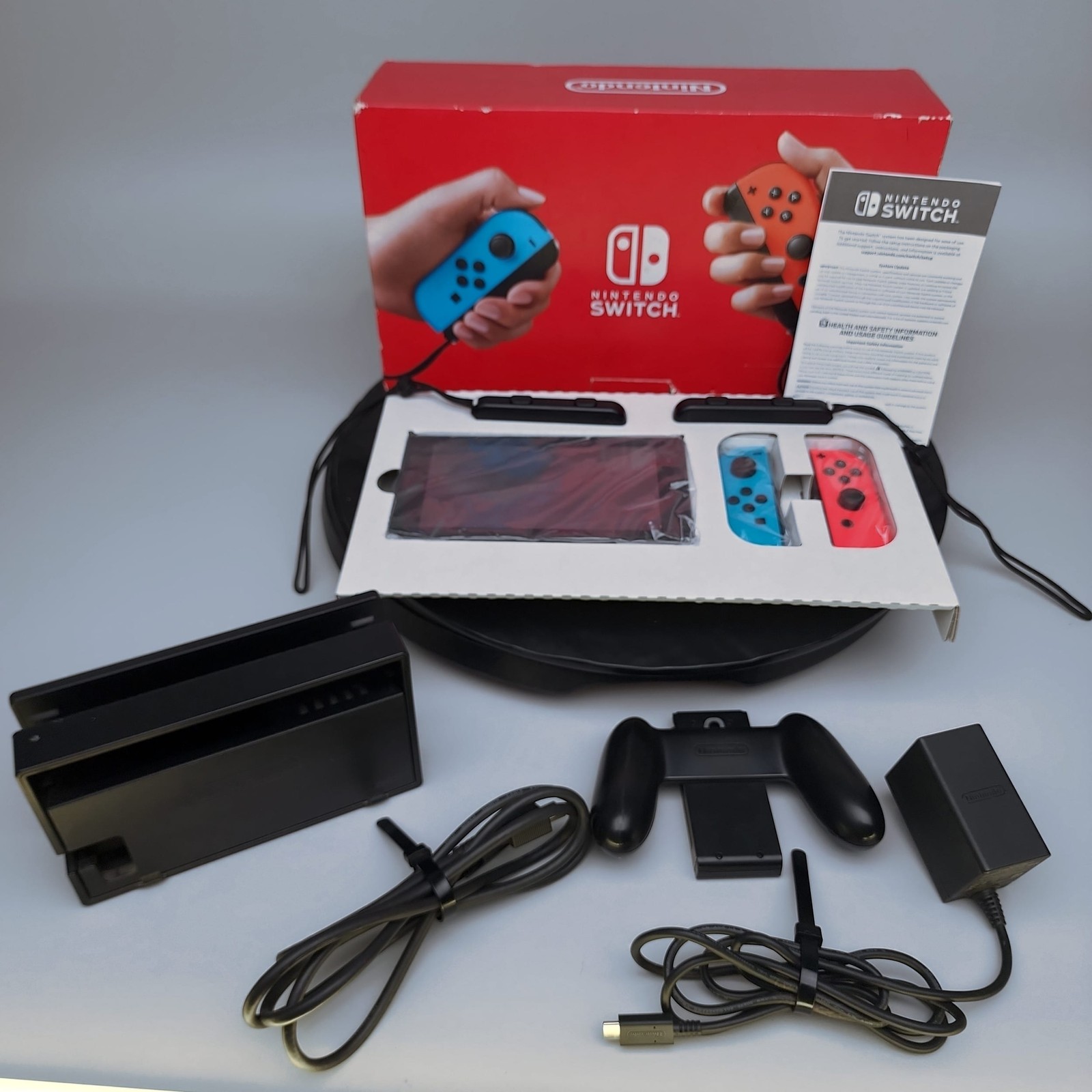 Nintendo Switch HAC-001 32GB Neon Red/Blue Joy-Con Console NEW/opened in Box