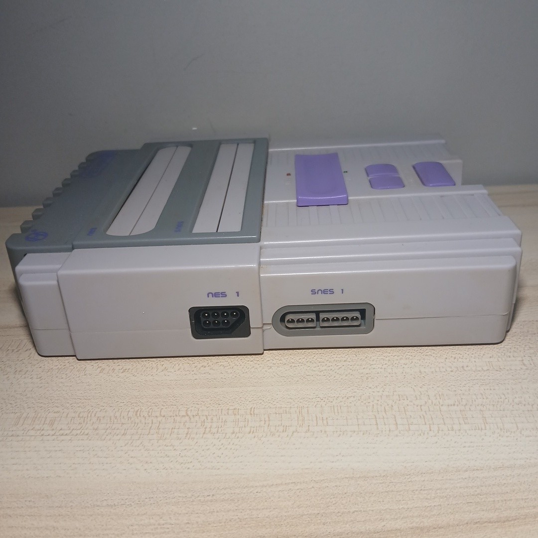 Hyperkin Retron 2 NES SNES Console Gray Purple TESTED WORKS