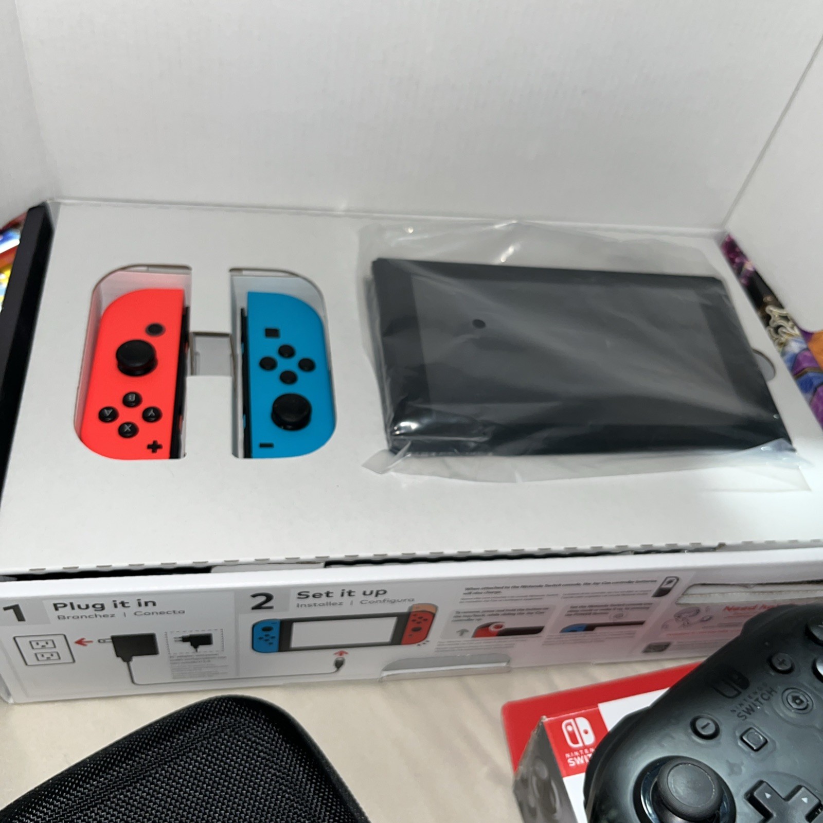 Nintendo Switch Joy-Con Controllers Mario Kart 8 Bundle -BONUS CONTROLLER CASE