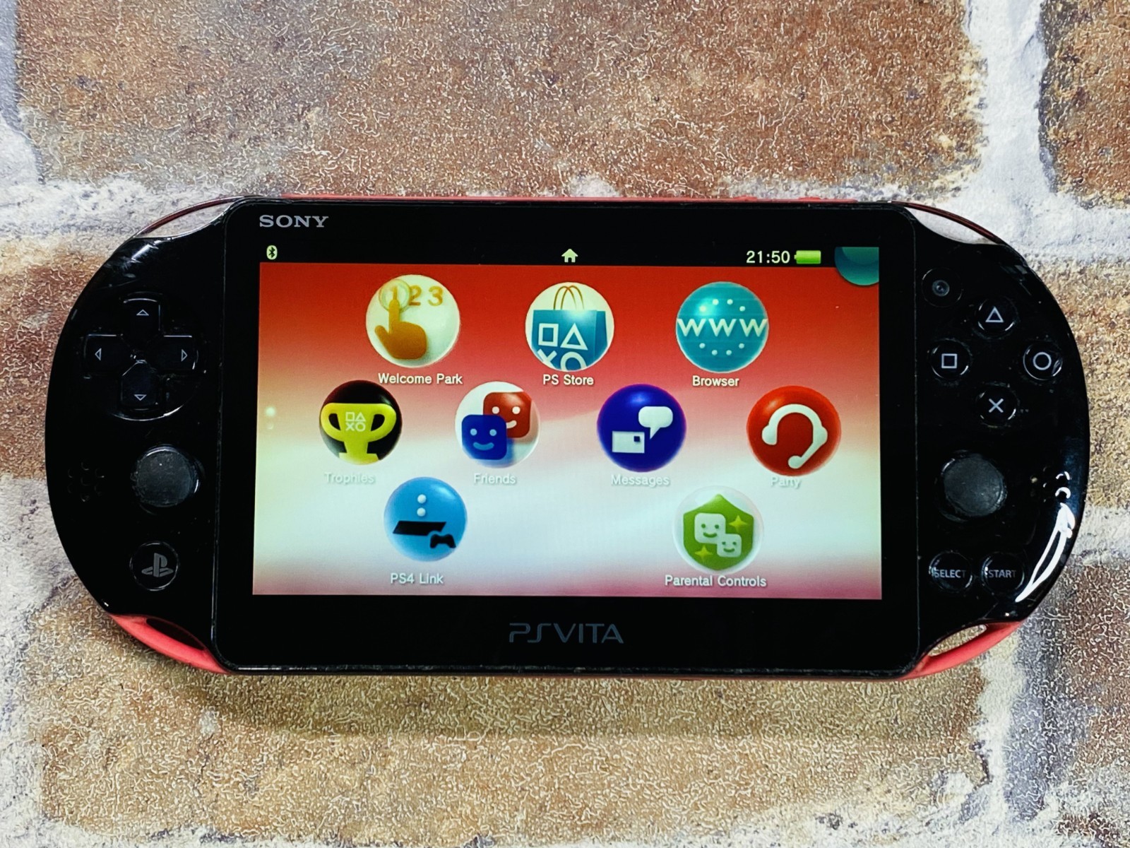 PS Vita Pink Black PCH 2000 SONY PlayStation Japan 4GB USB Charger No.2D DDP