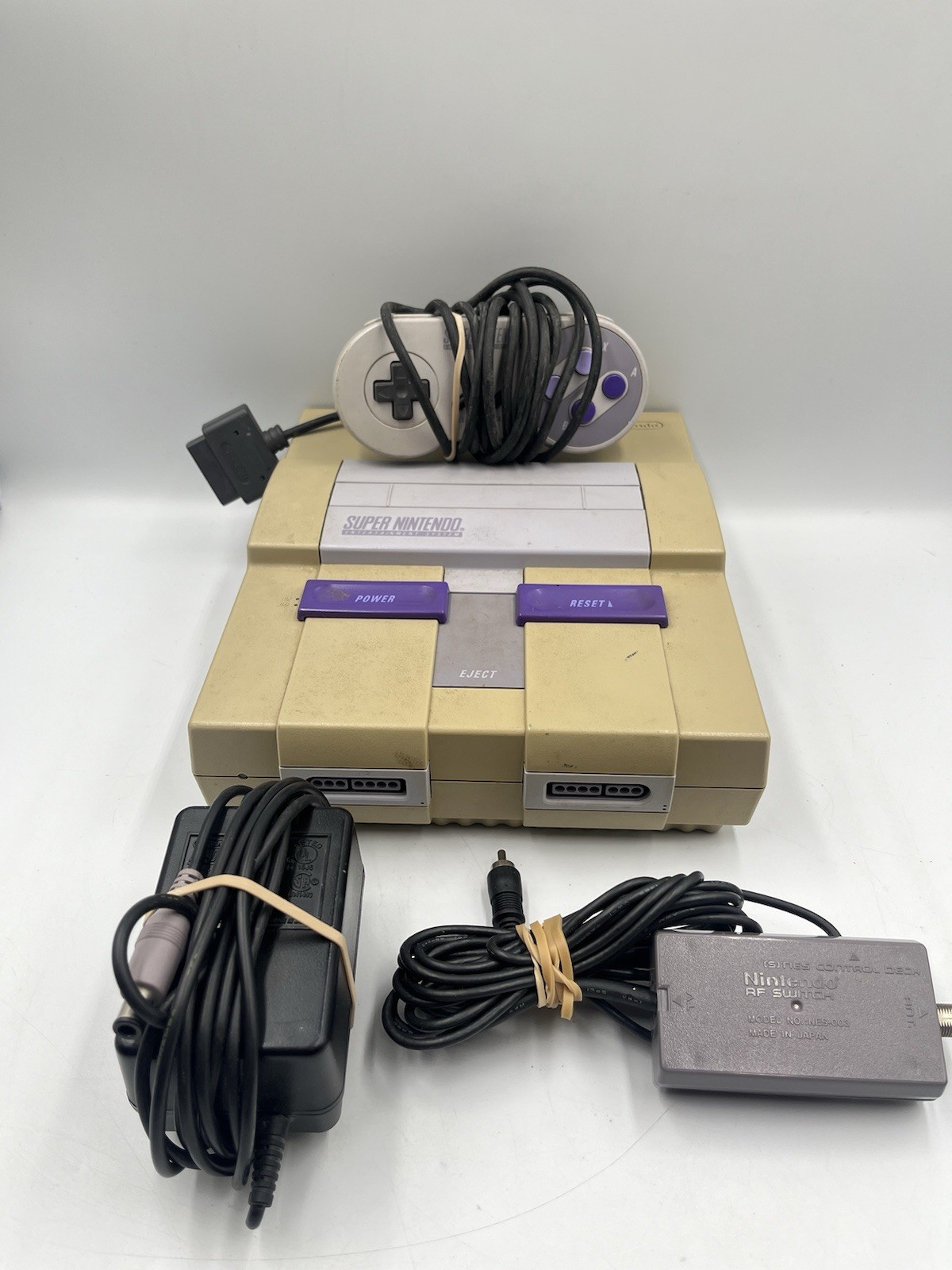 Super Nintendo SNES Console Bundle Oem With Controller All Cables Tested