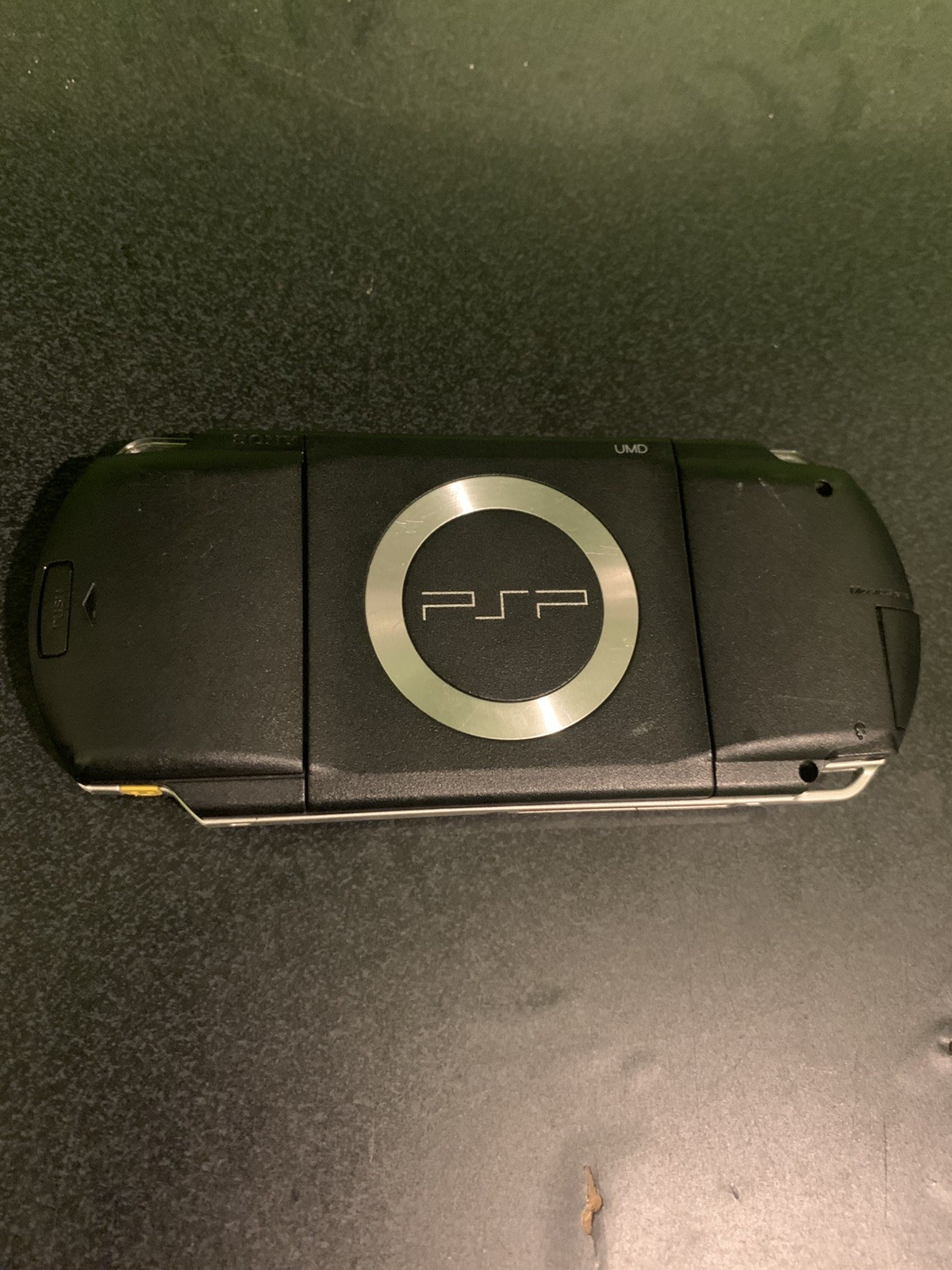PSP-1001 Charger 4GB JB US Battery Themes Games HB Read Description For Details
