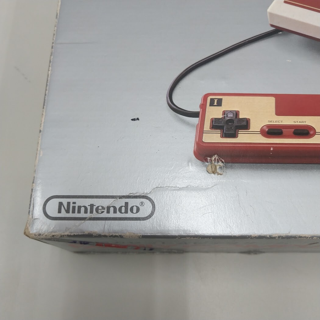 Nintendo Famicom boxed Japanese original Console w/ 3 games Super Mario HVC-001
