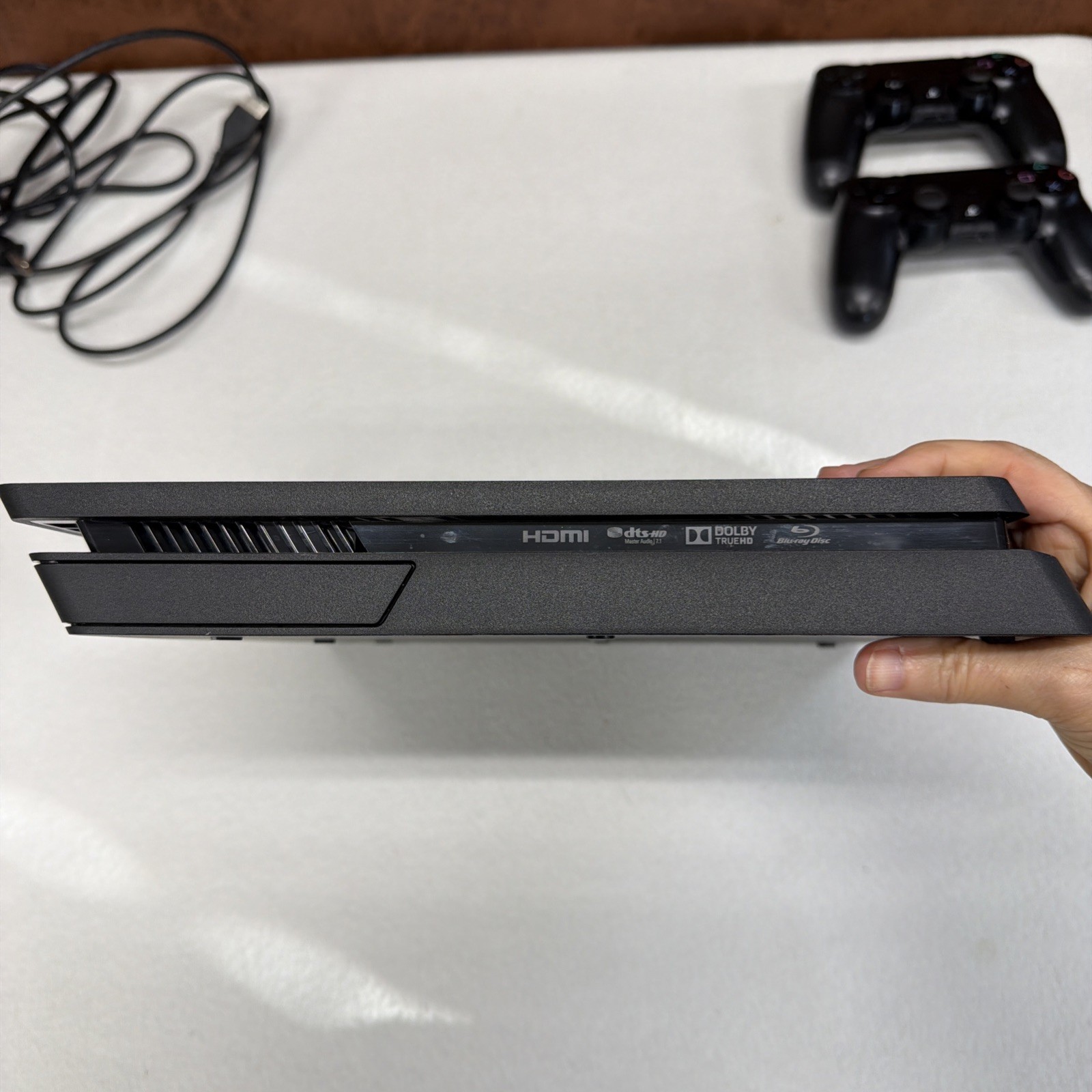PS4 Model CUH-2015A Black 2 Wireless Controllers HDMI & Power cord