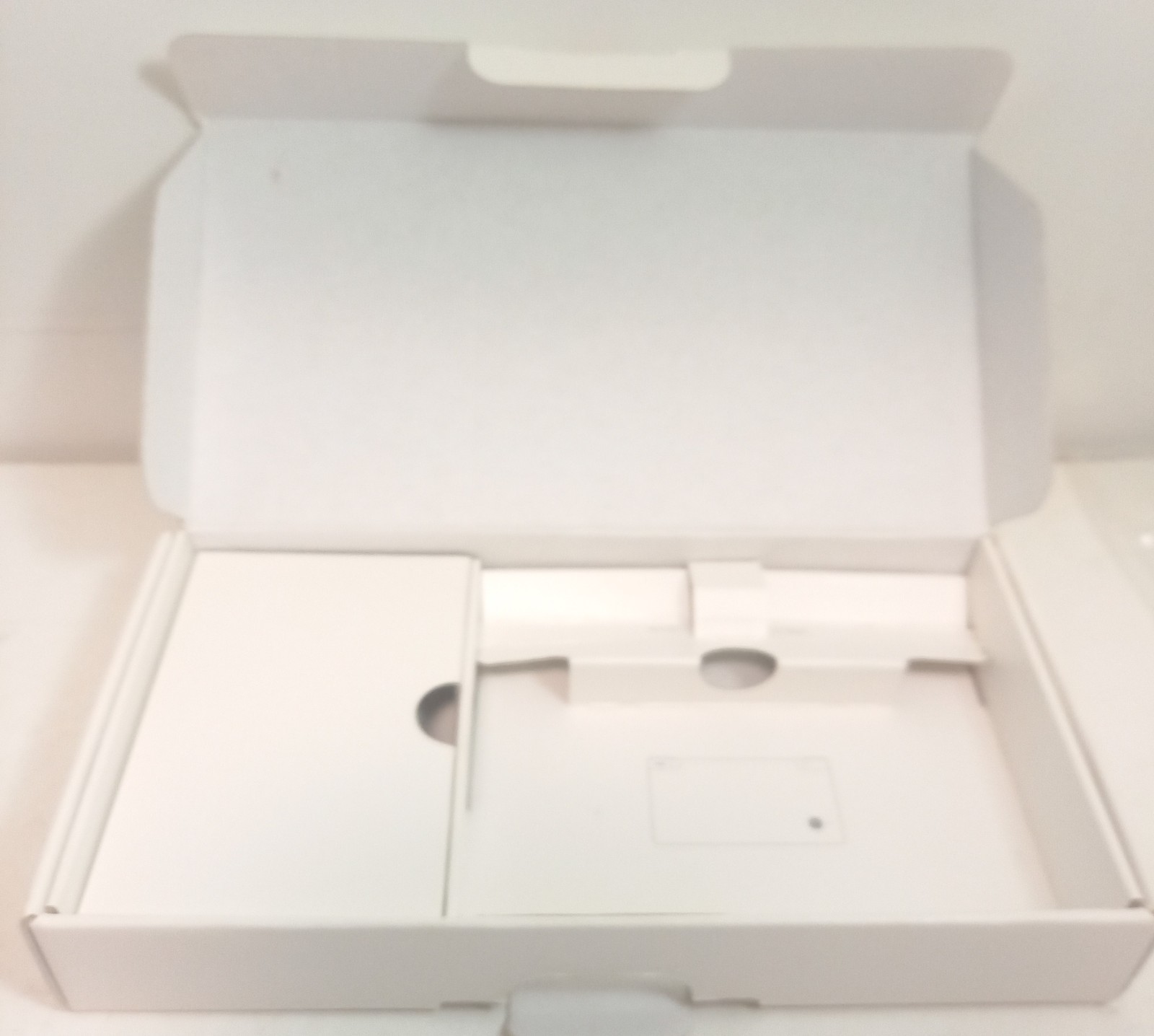 Nintendo DSi Game Console Black color W/ Box Instruction Charger Tested Working