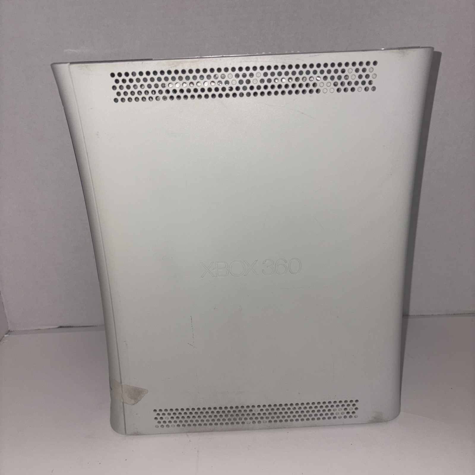 Xbox 360 White Untested or for Parts & Repair Only No Cords No Controller No HDD