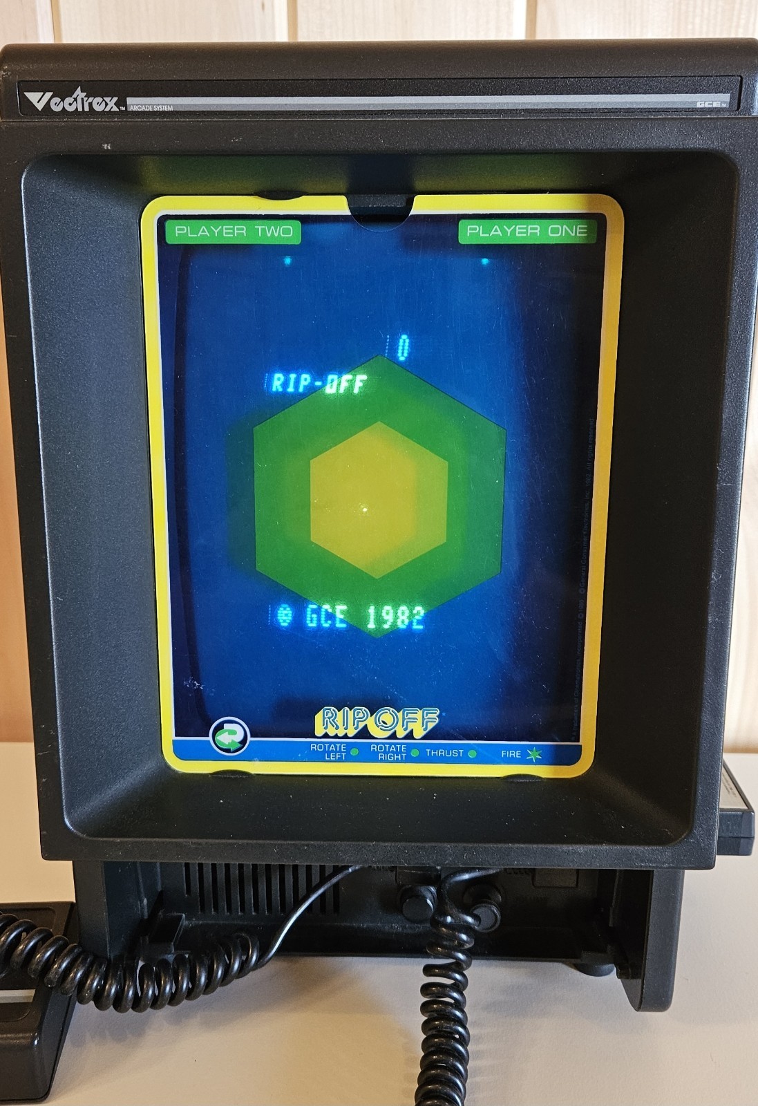 Vintage Vectrex Arcade System Video Game Console / 2 Controllers / 9 Games Lot