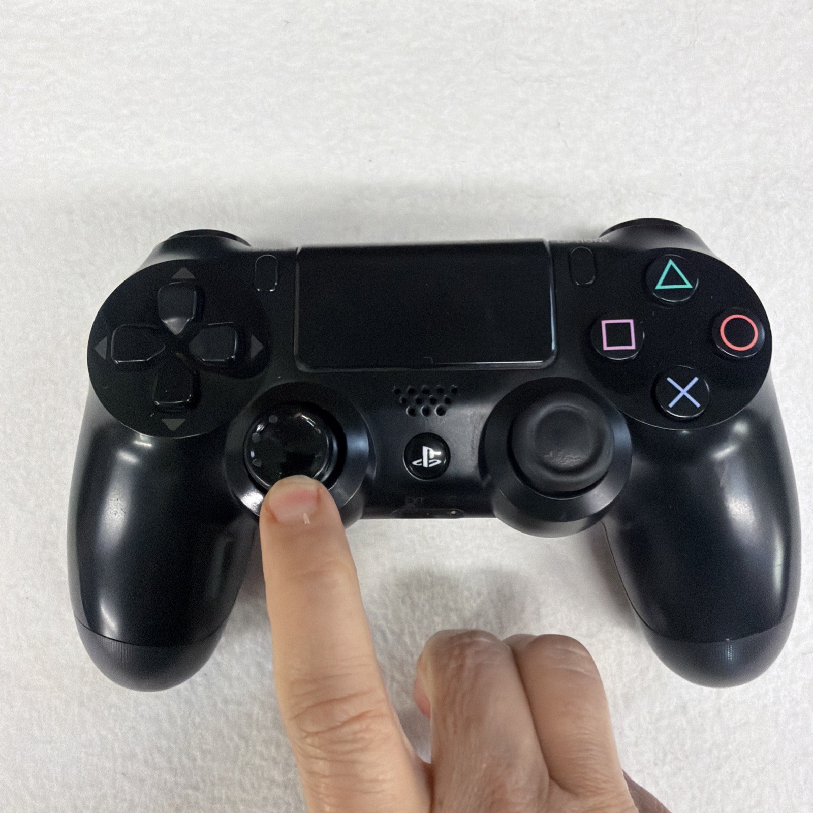 PS4 Model CUH-2015A Black 2 Wireless Controllers HDMI & Power cord