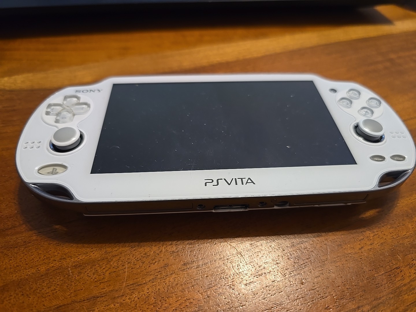 Sony PlayStation Vita White Handheld System – w/ 64gb sd – Tested working great!