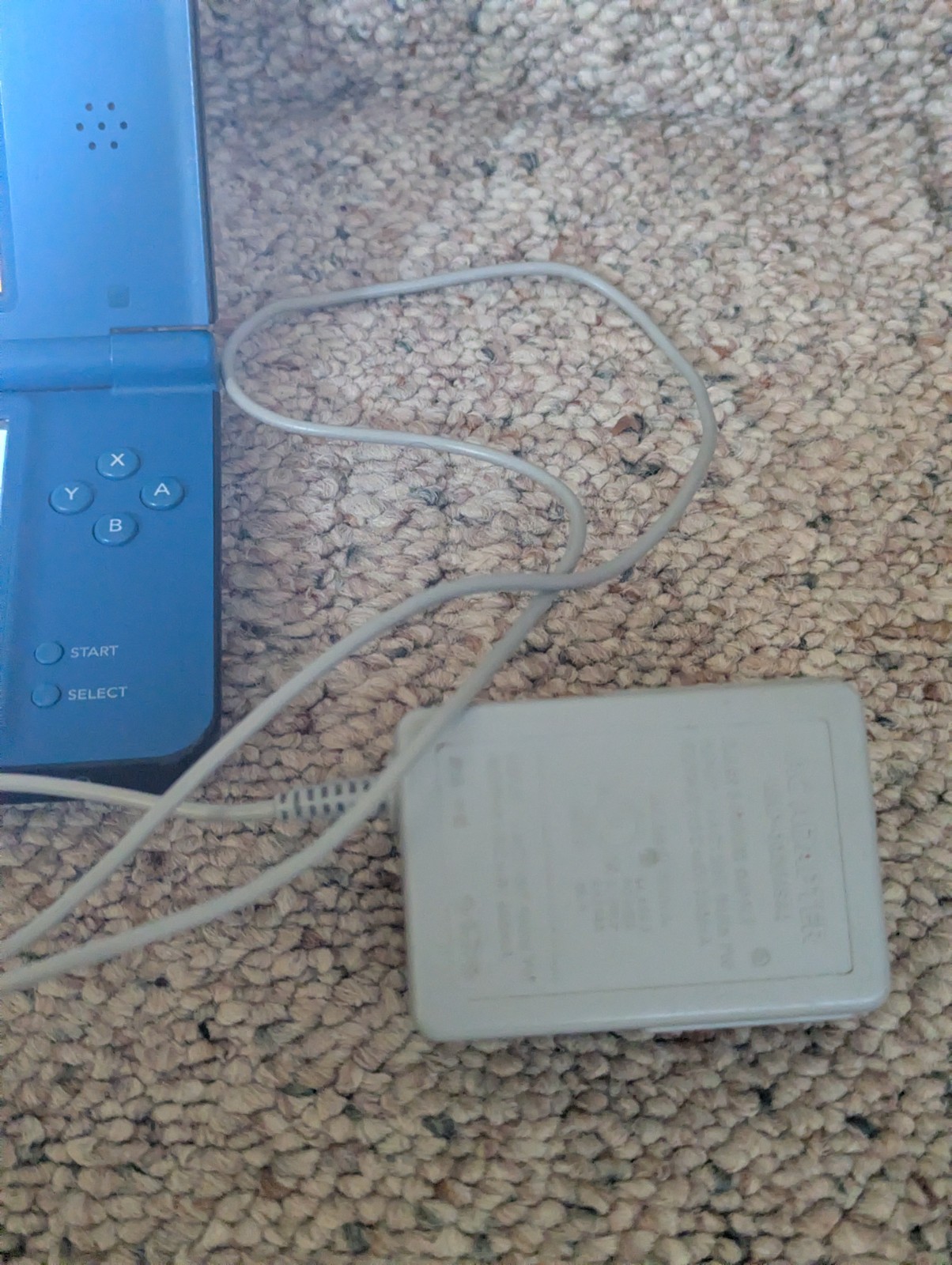 Nintendo DSi XL Handheld Console Blue w/ Game Shown – Fully Tested