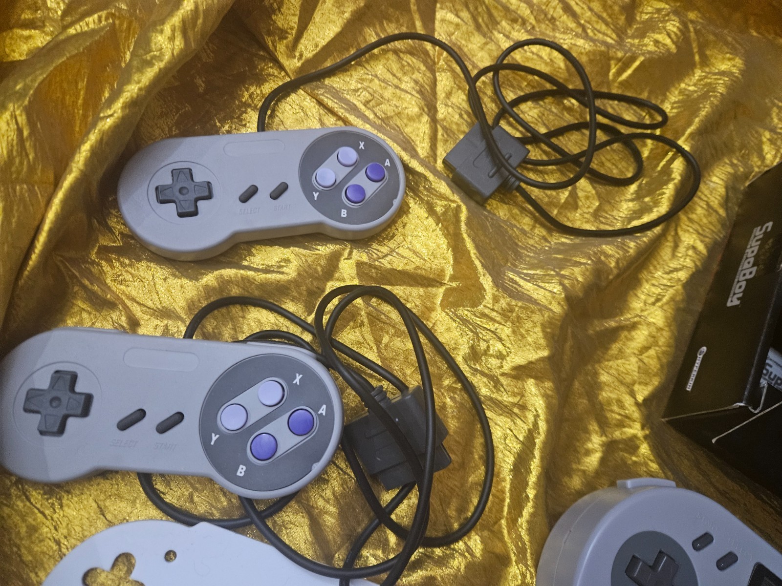 FOR REPAIR – SUPABOY Portable Pocket SNES Console Super Nintendo by HYPERKIN !!!