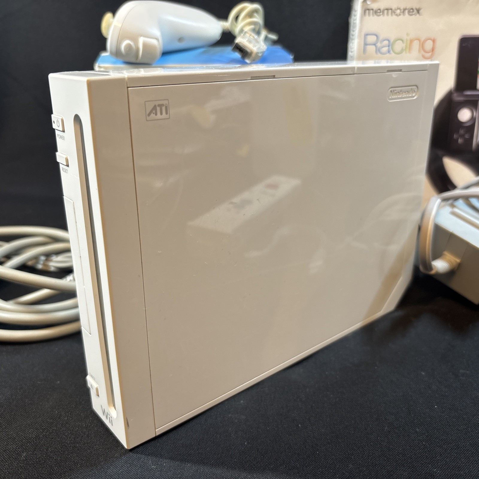 Nintendo Wii RVL-001 512 MB Home Console – White SEE DETAILS