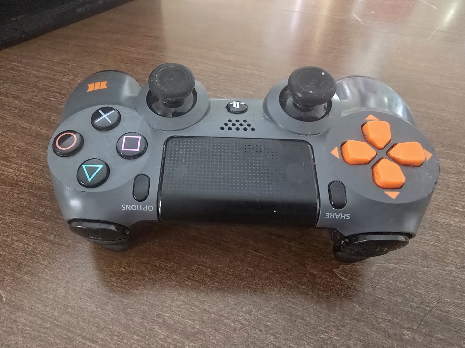 Sony PlayStation 4 Black Ops III CUH-1215B Console with Controller & Cables