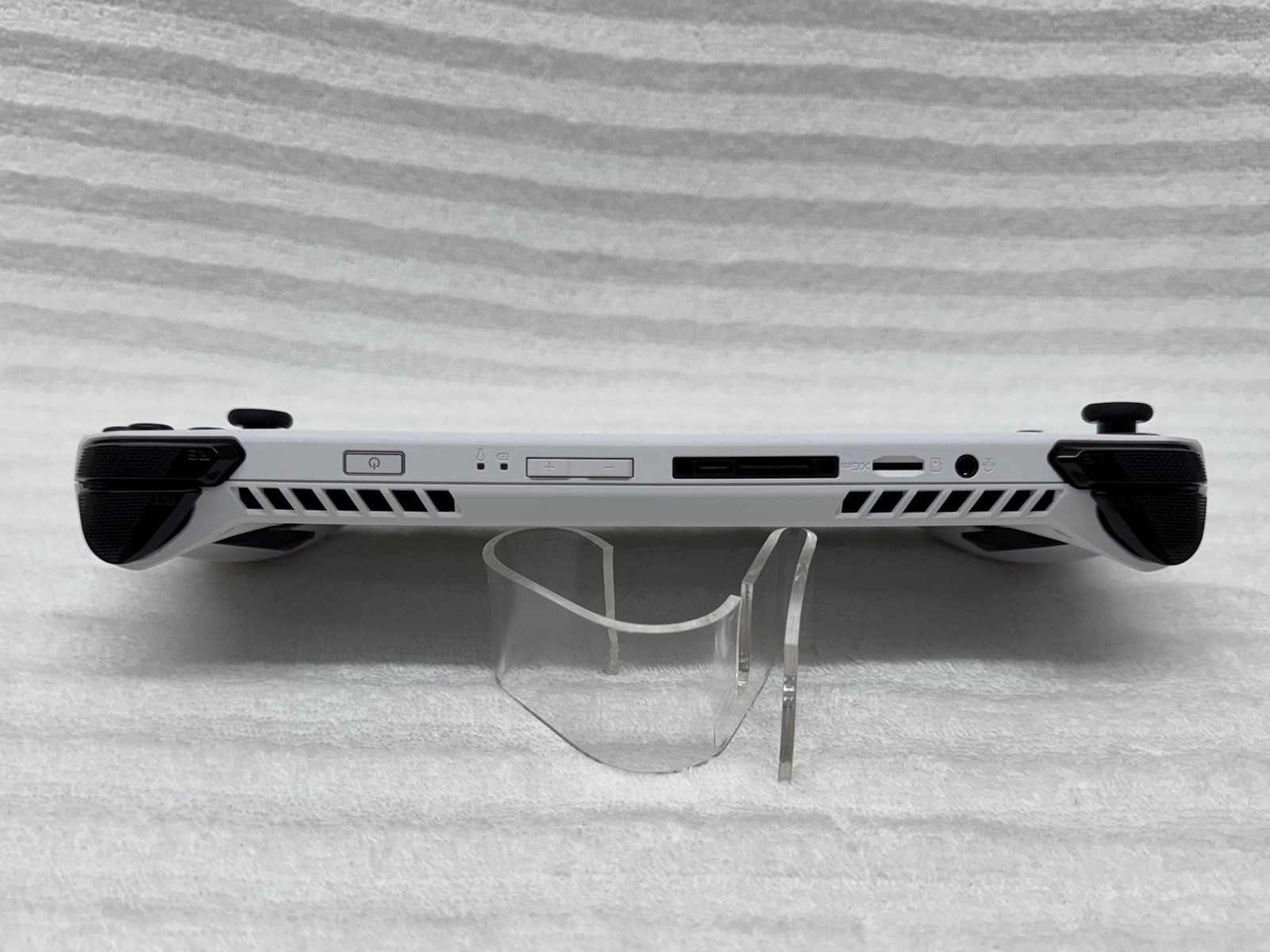Asus ROG Ally 7″ AMD Ryzen Z1 Extreme 16GB RAM 512GB White RC71L-ALLY.Z1X_512