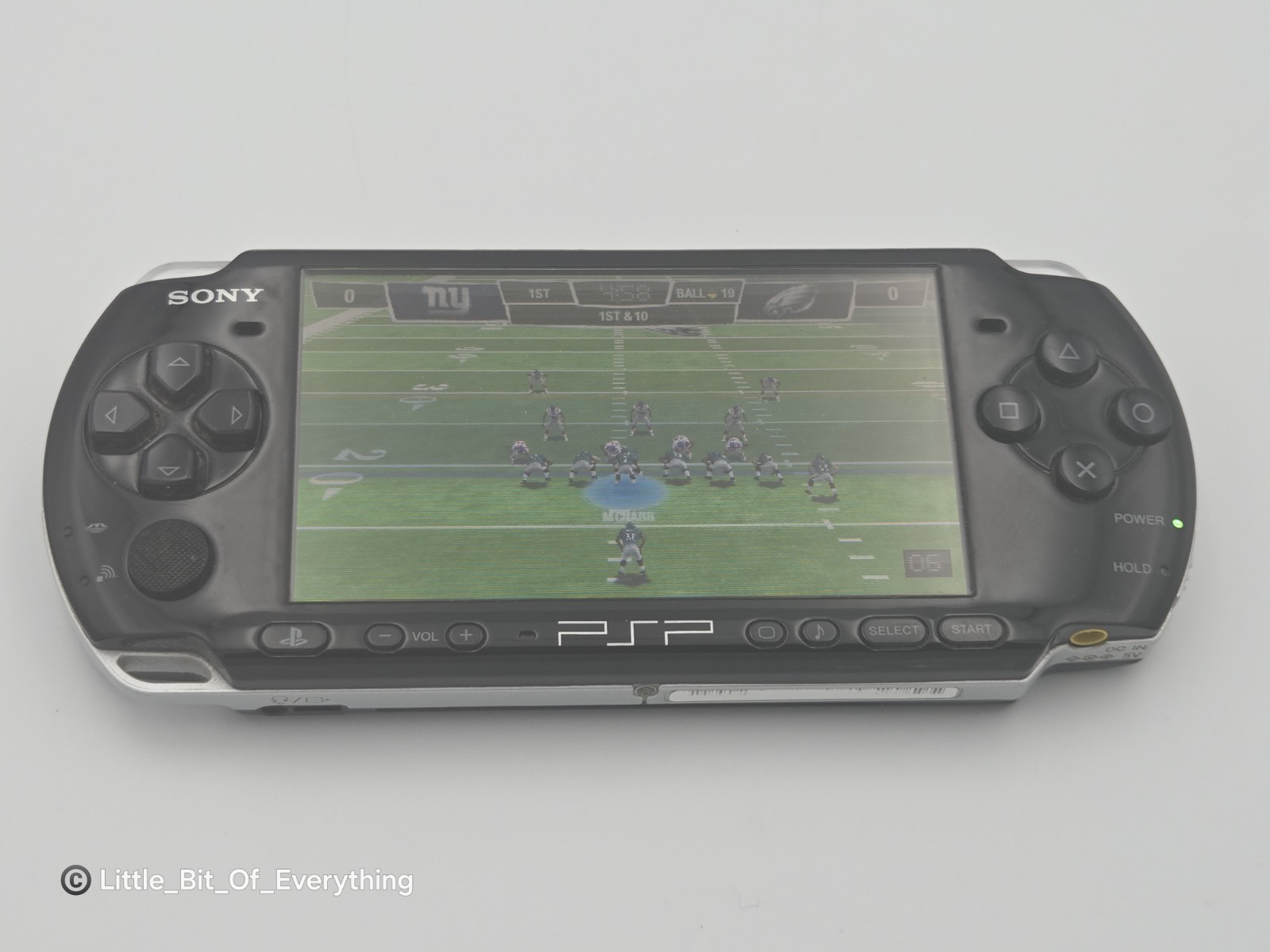 Sony PlayStation PSP 3001 Console (Memory Stick, New Battery, Charger & 3 Games)