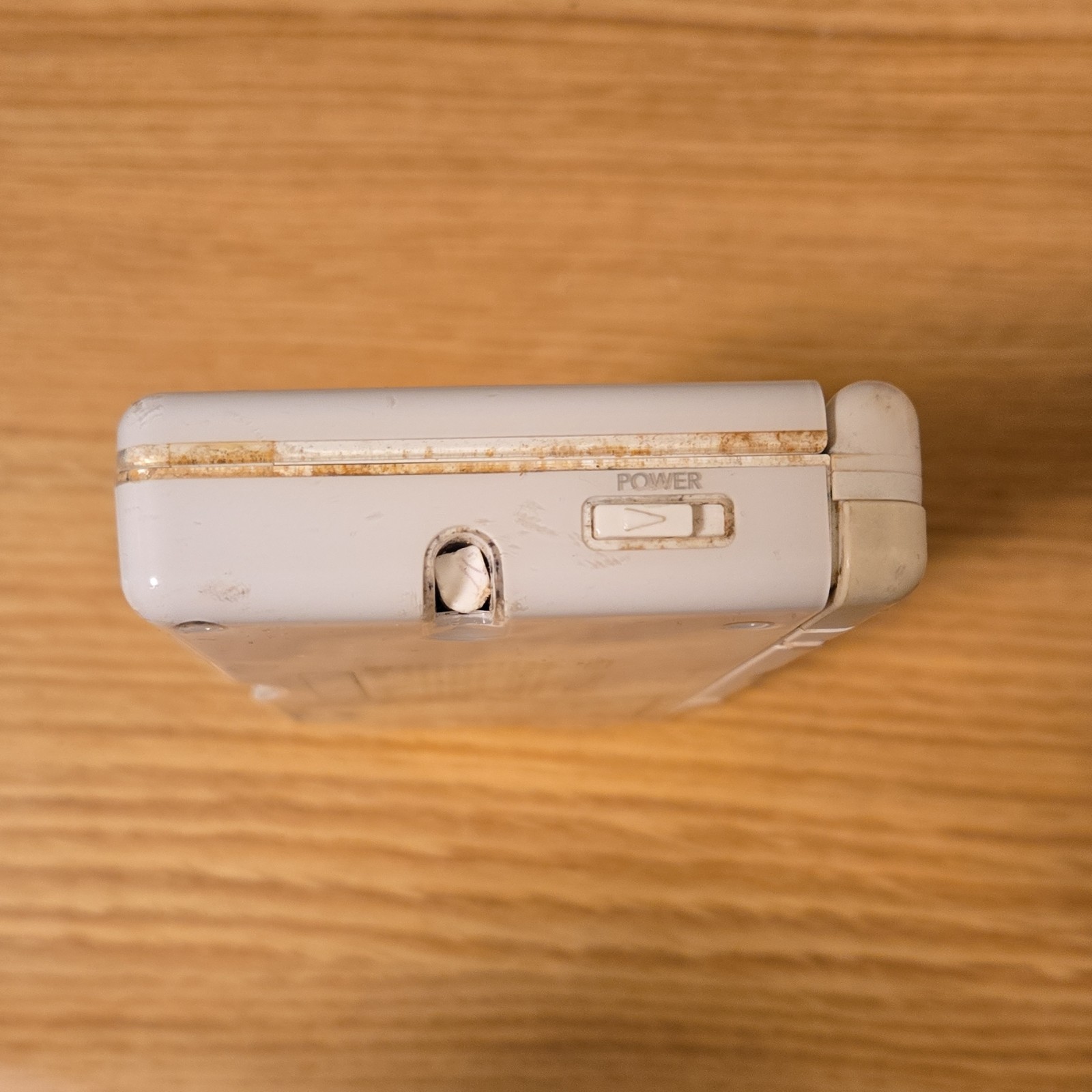 Nintendo DS Lite White Multiplayer Handheld System with Headphone Jack