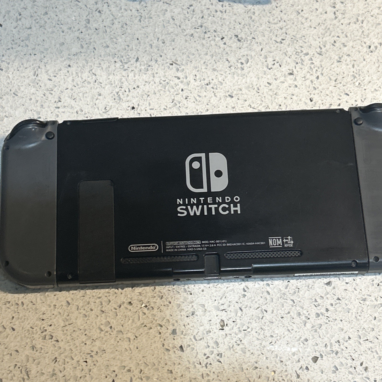 Nintendo Switch HAC-001(-01) 32GB Console Bundle 128gb Sd /Dock /4 Games Read