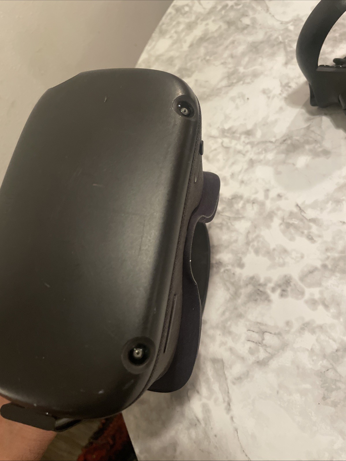 As Is Oculus Quest VR Headset PARTS ONLY UNTESTED Read Description