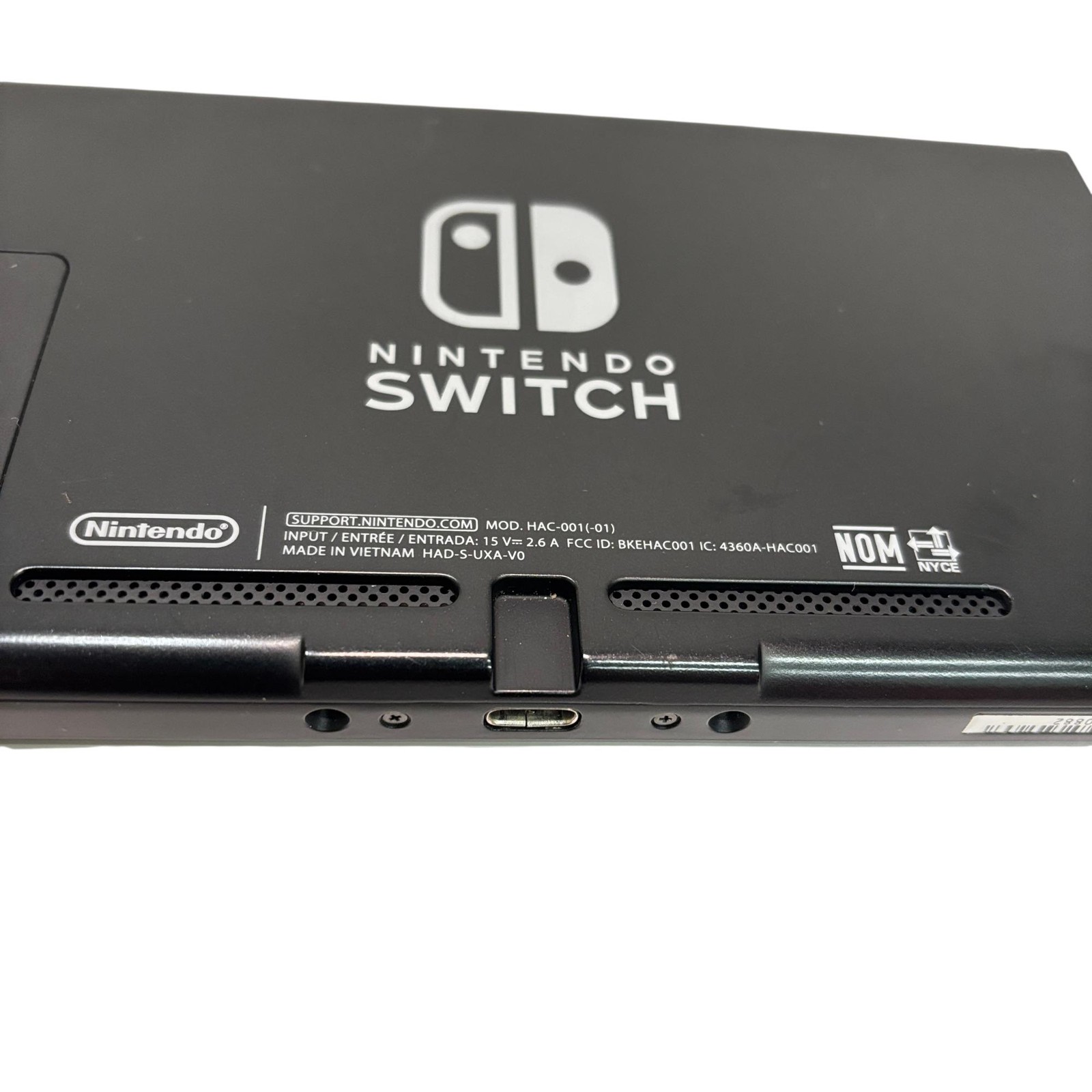 Nintendo Switch HAC-001(01) Handheld 6.2″ Touchscreen Video Game Console 4515