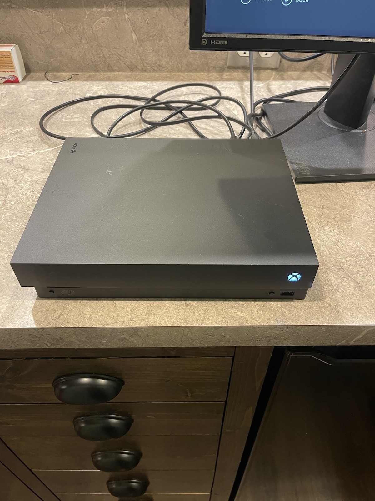 Microsoft Xbox One X MODEL 1787 1TB Black Game Console+Black Controlle Working