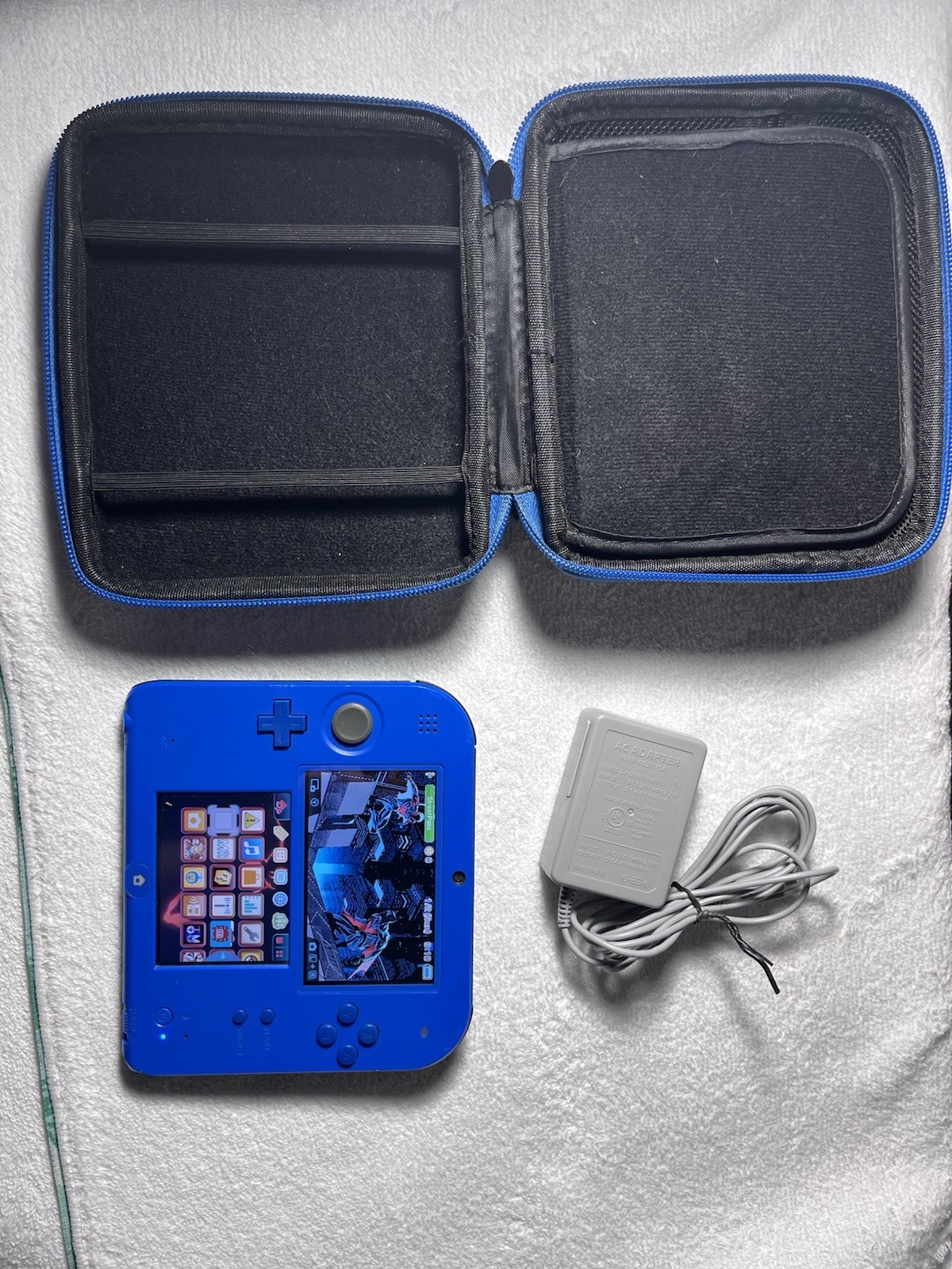 Nintendo 2DS Blue 4GB Handheld System Wi-Fi w/ Case & AC Adapter