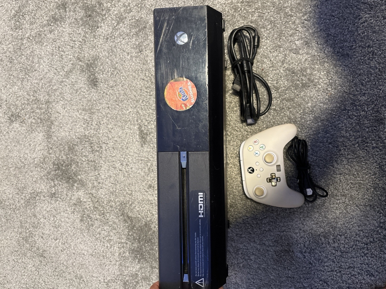 Microsoft Xbox One Day One Edition 500GB Black Console. NO POWER CORD