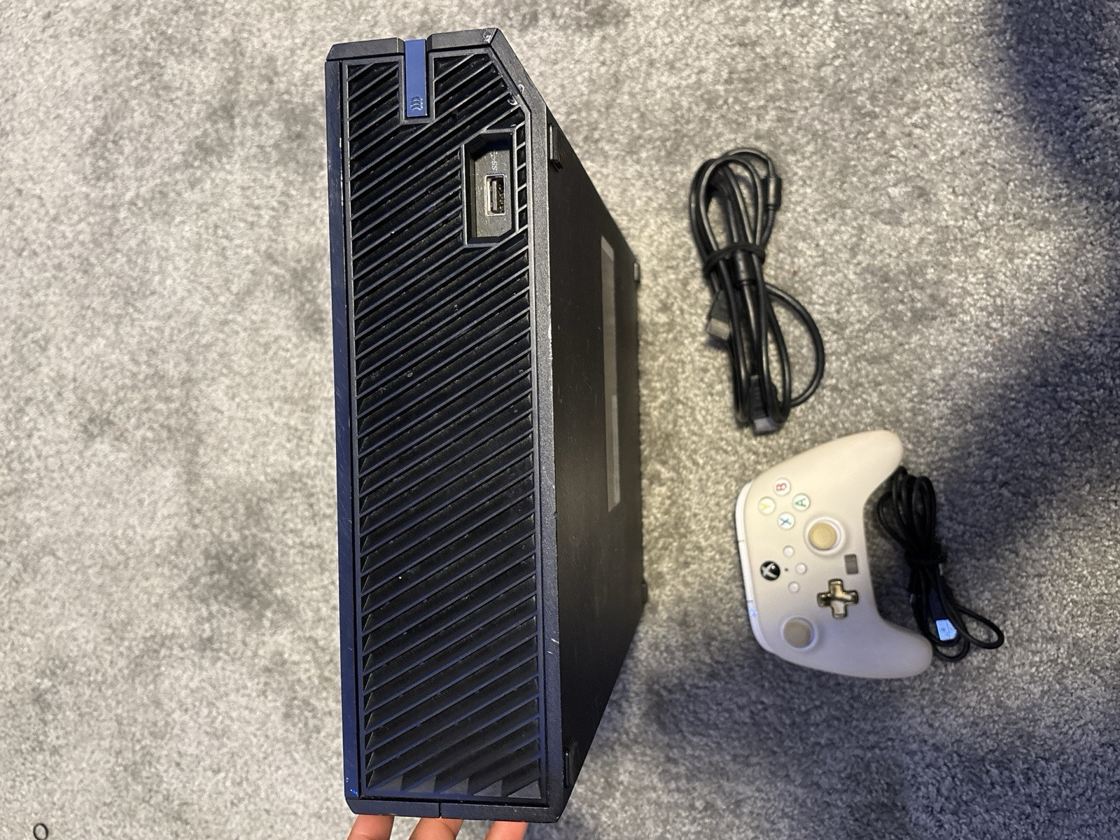Microsoft Xbox One Day One Edition 500GB Black Console. NO POWER CORD
