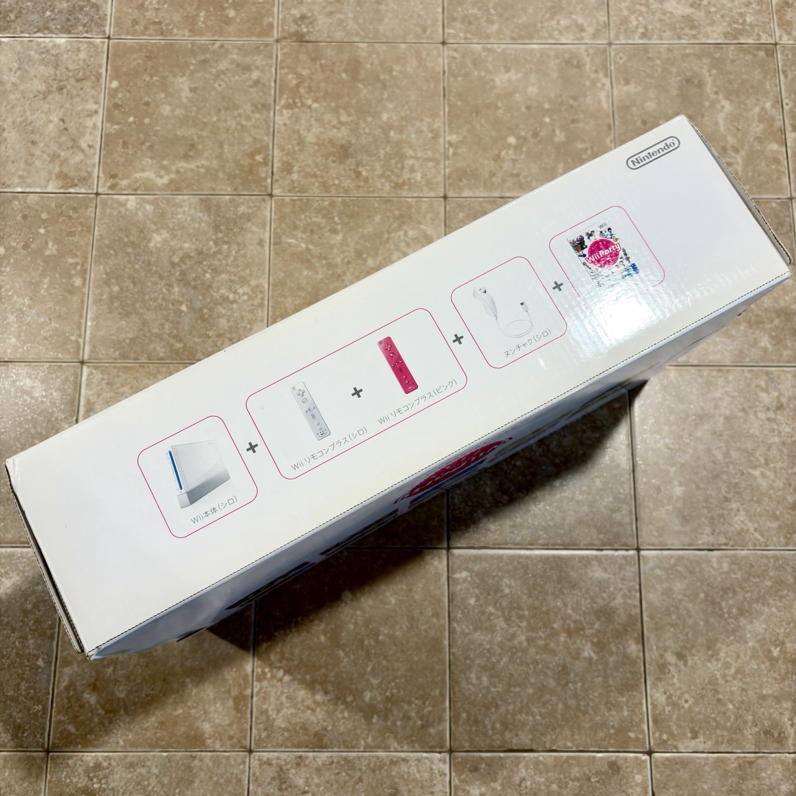 Nintendo Wii White Wii Party Console Bundle x2 Wii Remote Plus Japan PINK CIB