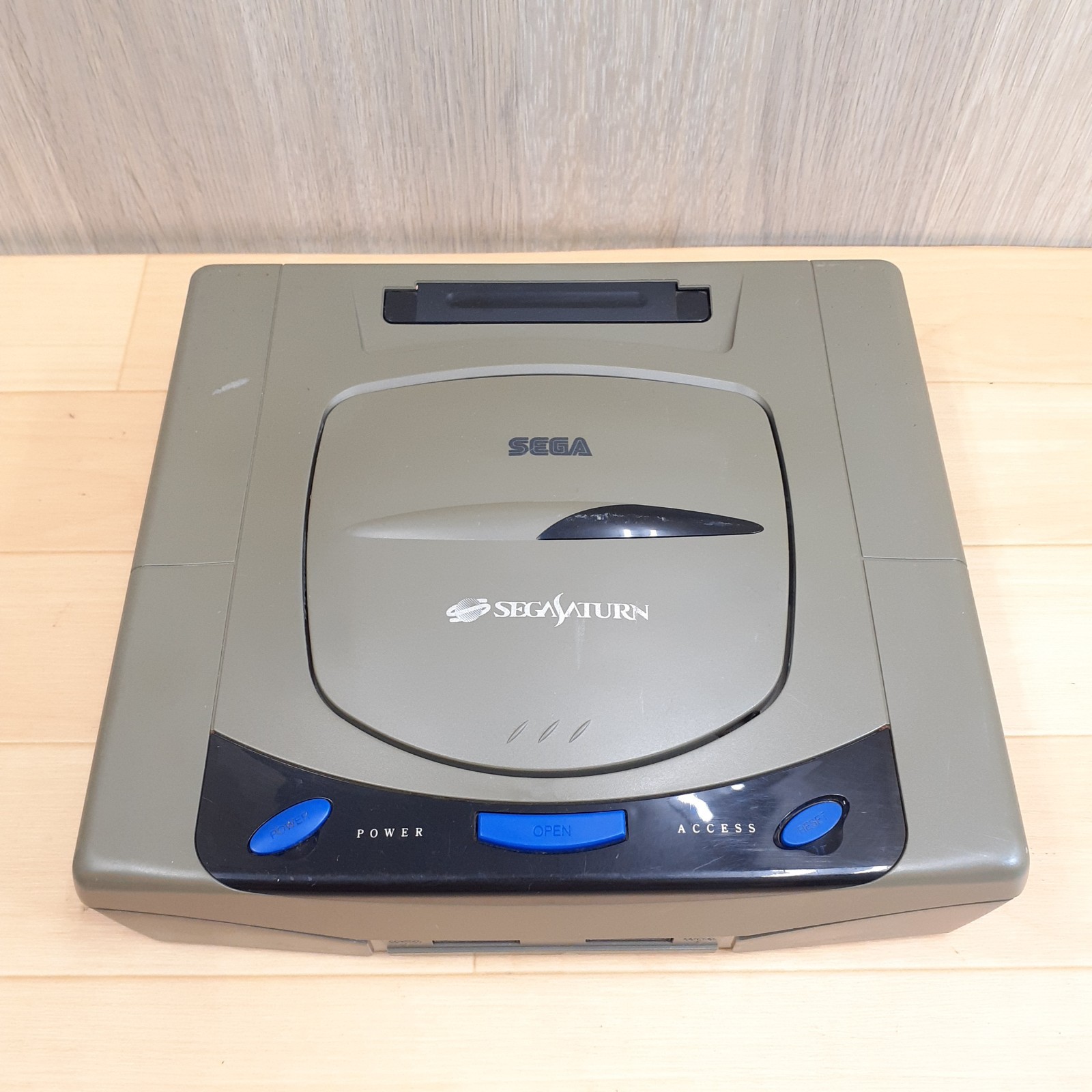 SEGA SATURN CONSOLE JAPAN with 2 Controllers 6 Games & Memory HST-3200 NTSC-J