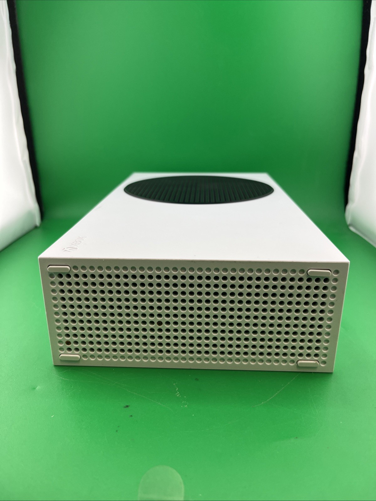 Microsoft Xbox Series S 512GB White Console 3rd Party Controller (T39)