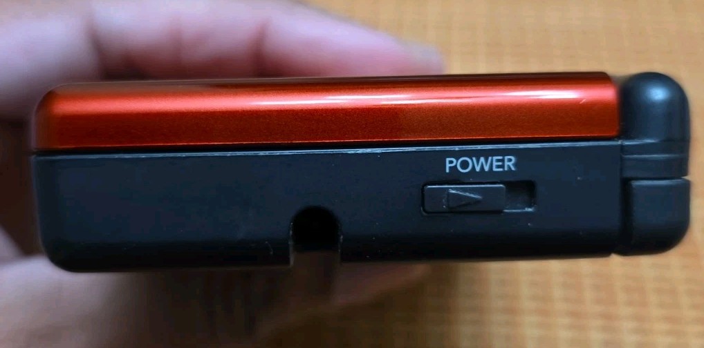 Nintendo DS Lite Handheld Red/Black w/ New Battery. Read Description