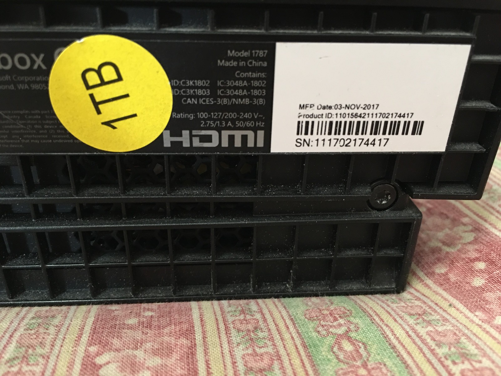 Microsoft Xbox One X 1tb system (read description)