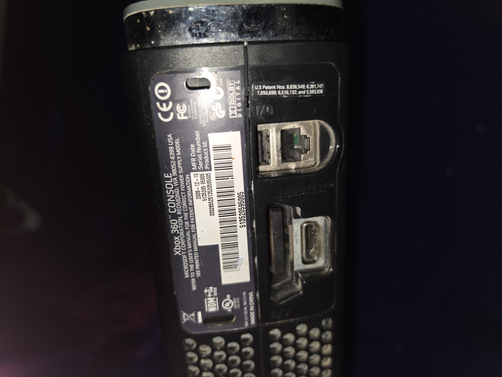 2 Microsoft Xbox 360 selling for parts. none tested