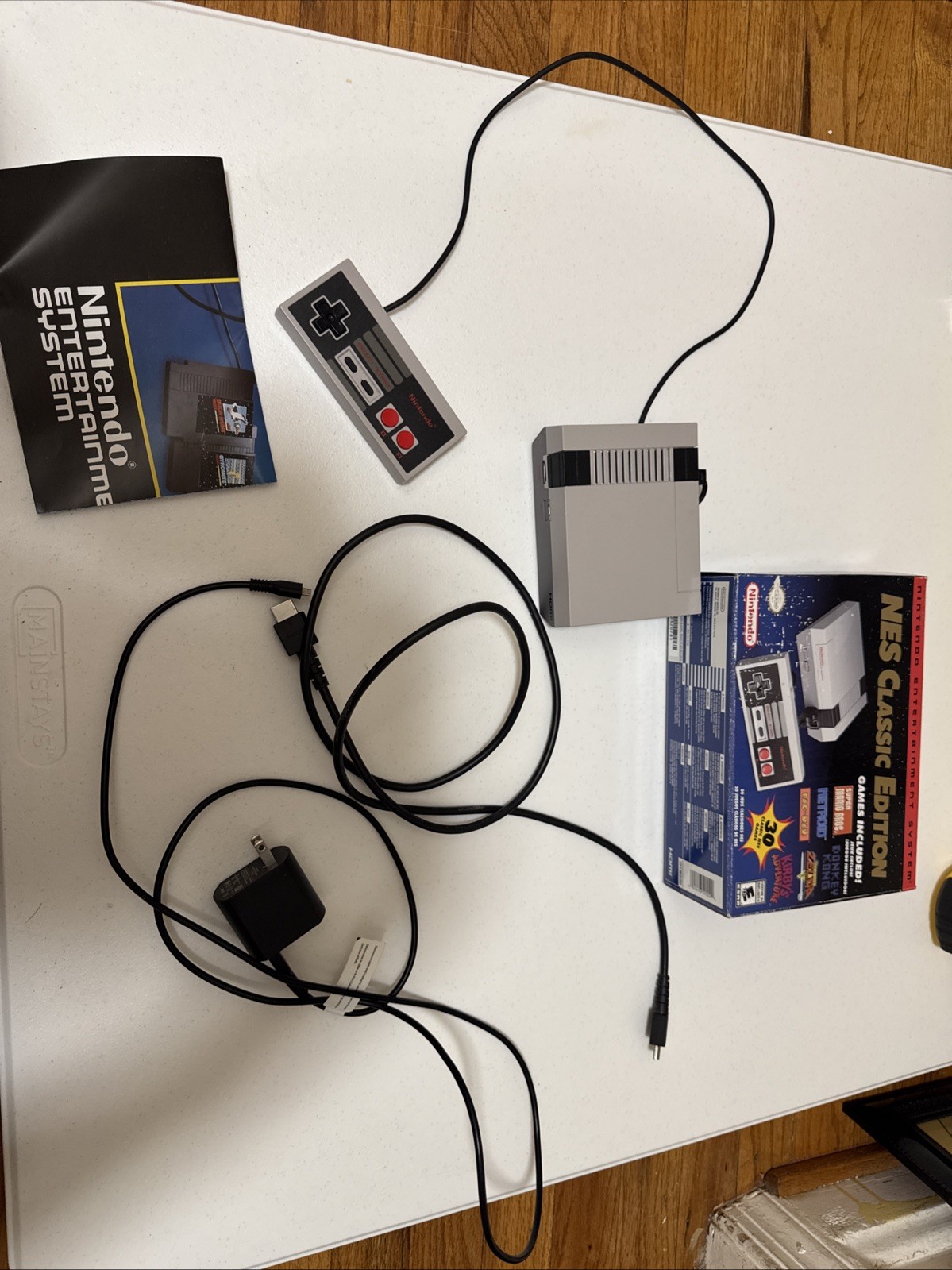 Nintendo NES Classic Edition Mini Model CLV-001 With 1 Controller Complete Works
