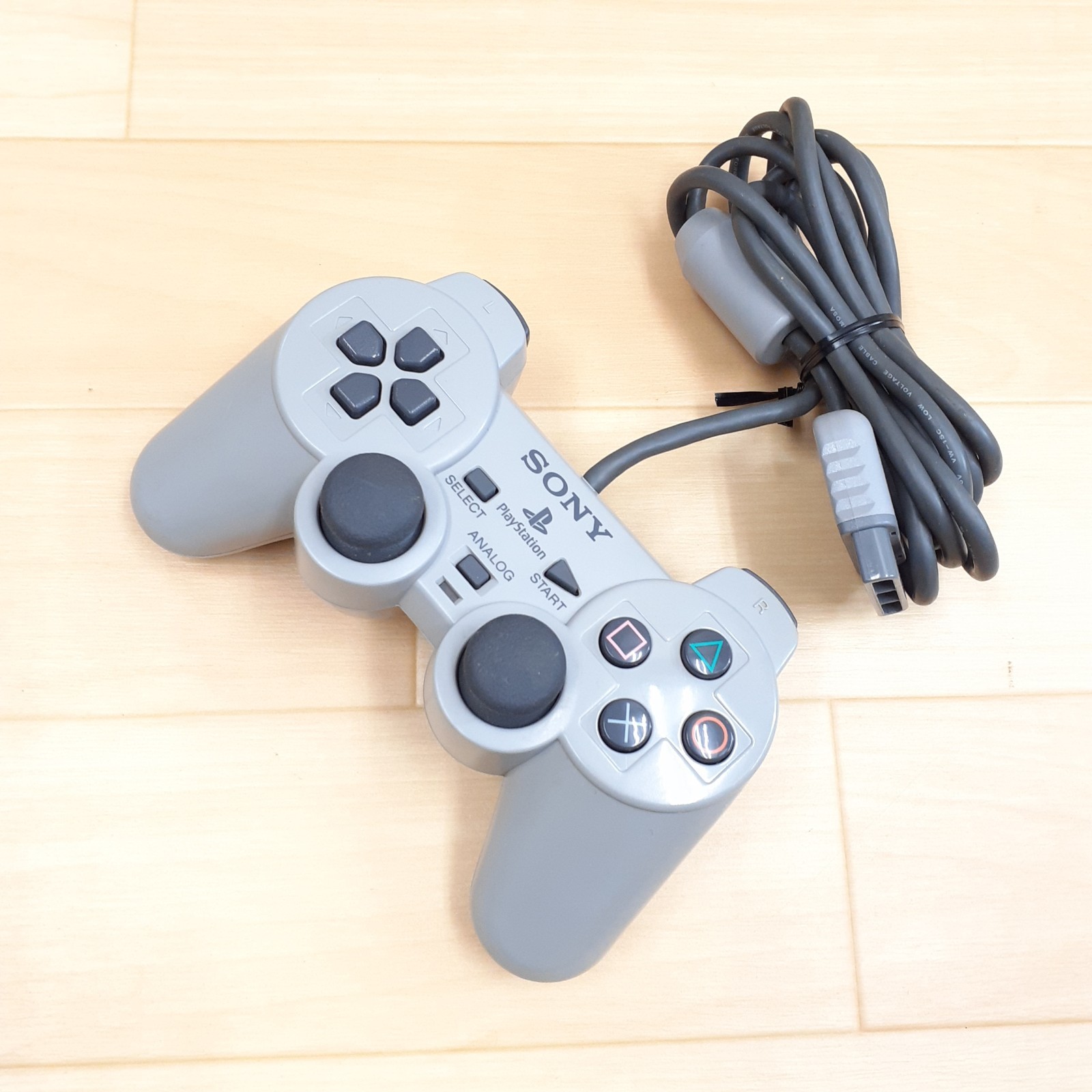 Sony PlayStation 1 PS1 Console in BOX 2 contorollers & 3 Games SCPH-3000 Japan